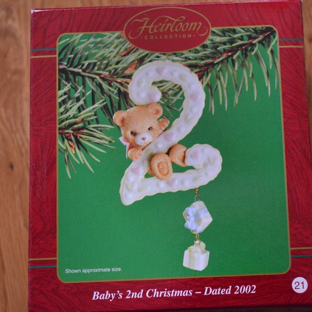 Vintage Heirloom Collection "Baby's 2nd Christmas - Dated 2002" Ornament